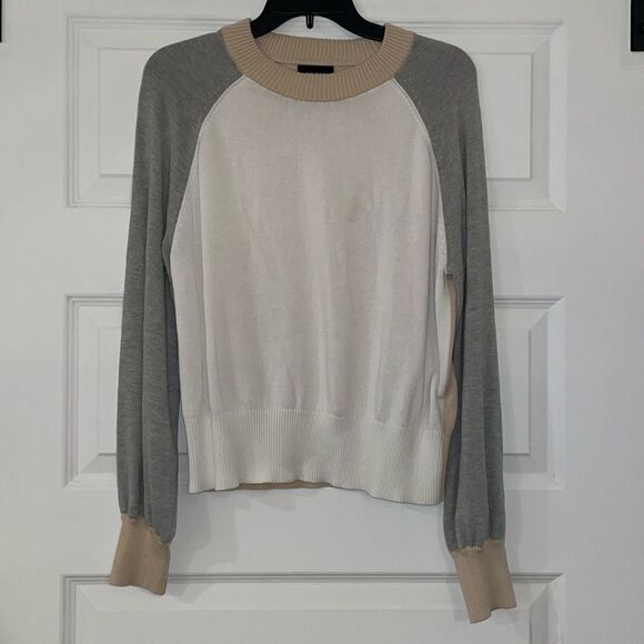 Monrow Neutral Colorblock Crew Neck Sweater - Picture 4 of 9